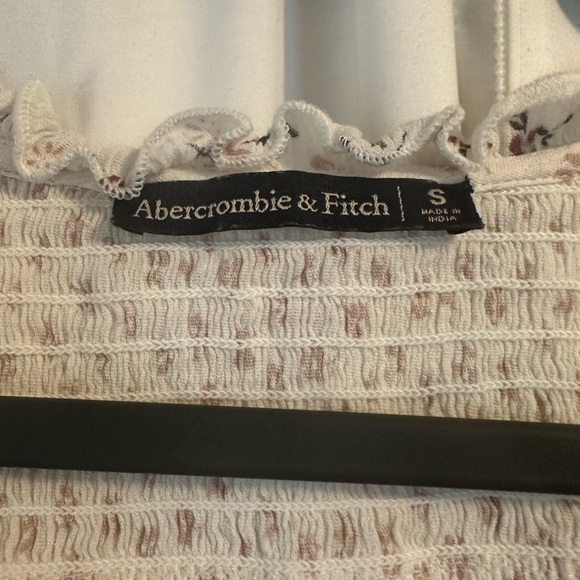 Floral blouse - Picture 3 of 3